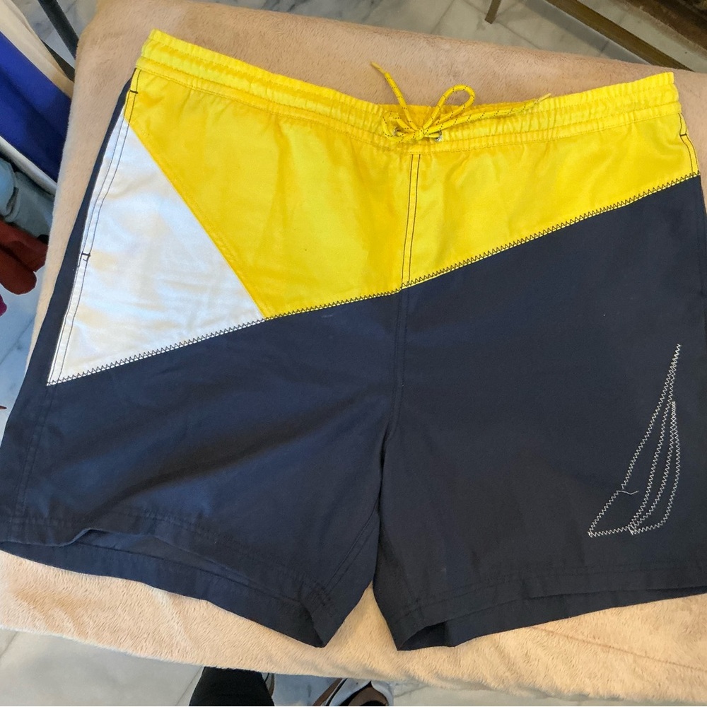 Nautica men’s swim shorts. XL